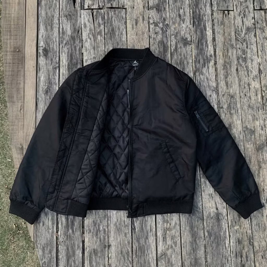 ✨ Hight Quality: – Áo Khoác Bomber Jordan X Saint Germain Đen 2 Lớp Trần Bông-Áo Khoác Gió Nam Nữ Ca