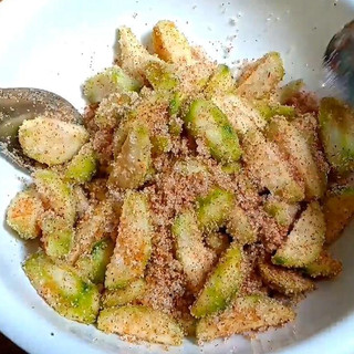 Bột xí muội Thái Lan vị mặn ngọt chua vừa 100g