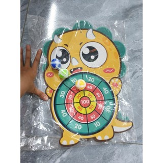 Trò chơi ném bóng phi tiêu