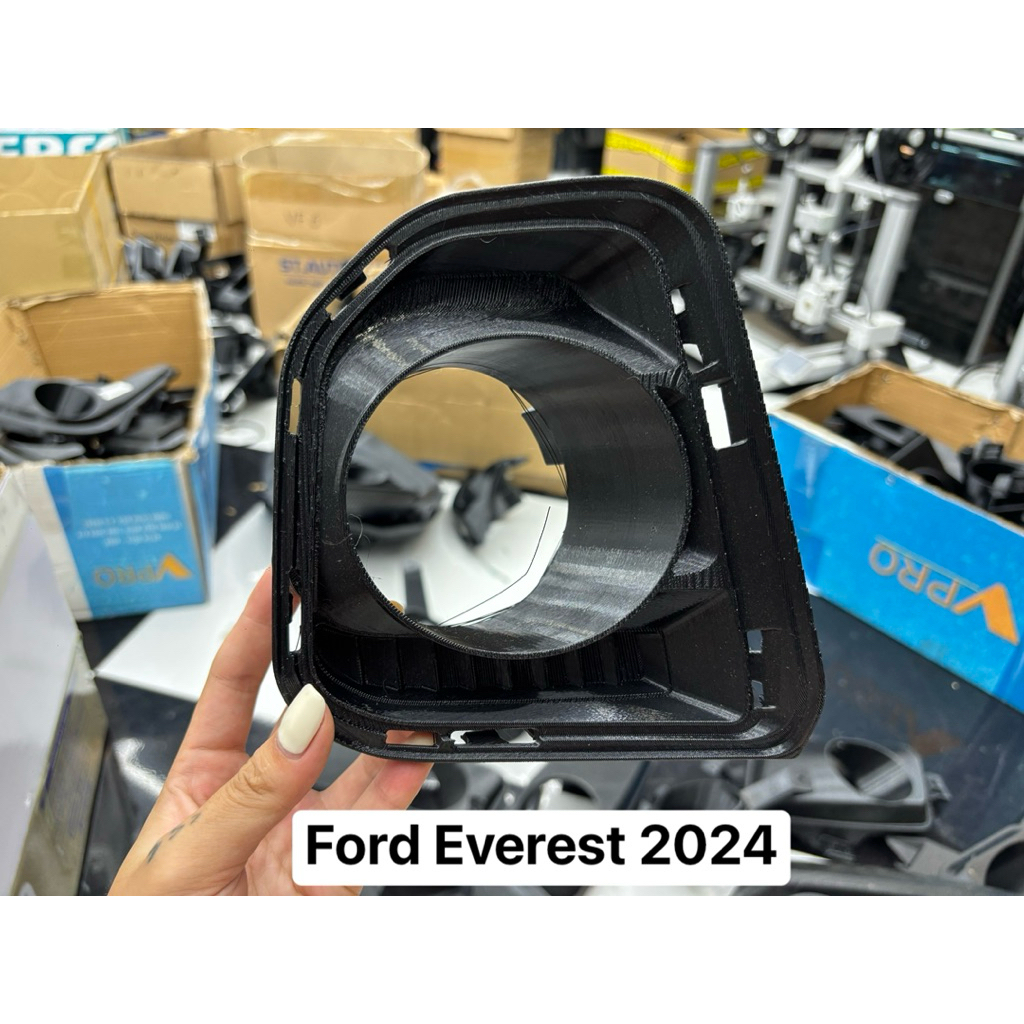 Dưỡng bi gầm xe Ford Everest 2024