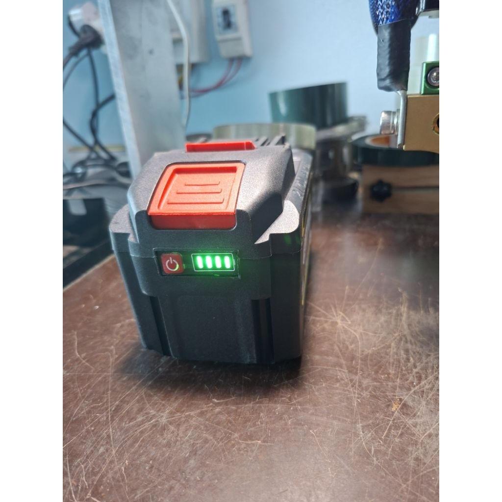 pin cho máy công cụ cầm tay 12000mAh sử dụng 15cell pin Samsung 21700 - 40t