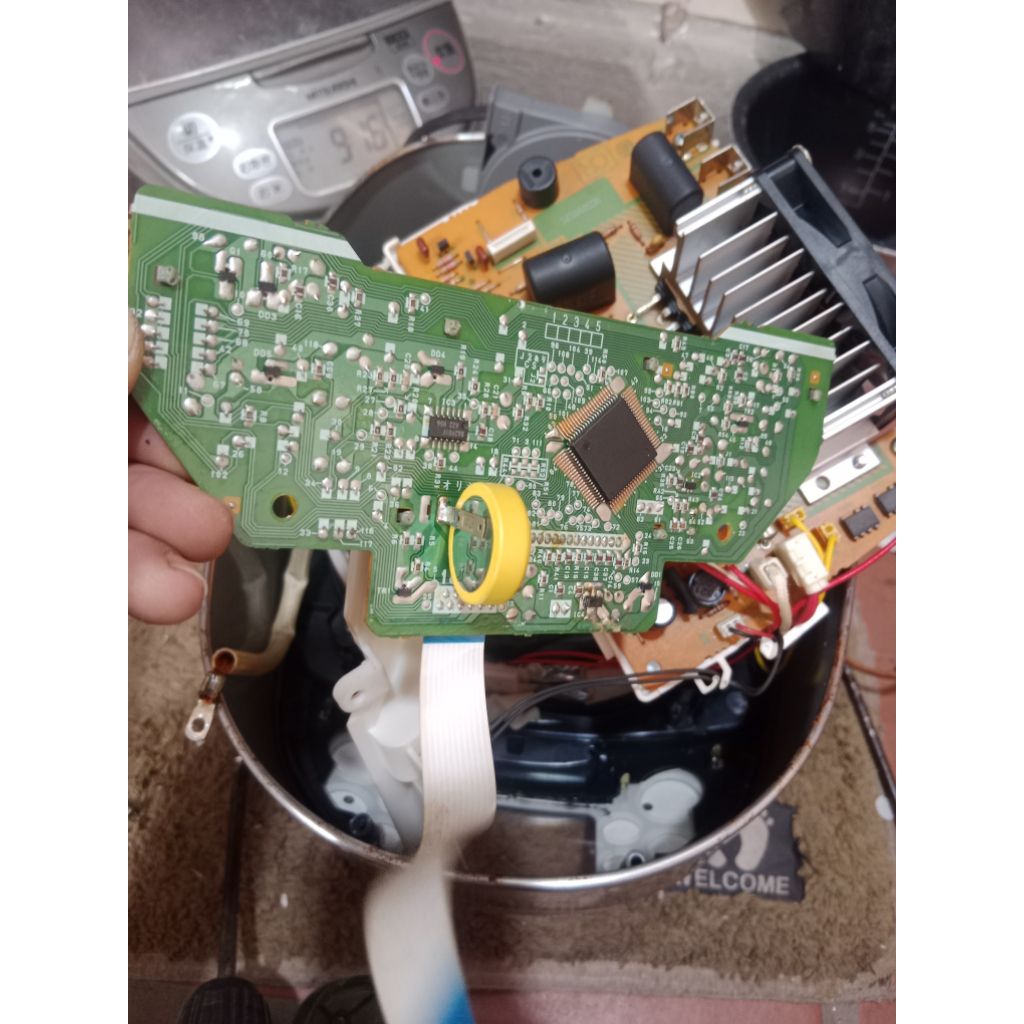 pin 3v chân đứng và cáp 11 chân dài 20cm của nồi cơm điện tiger JKC-R