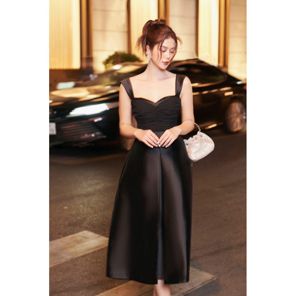 THANH LÝ ĐẦM LOCAL BRAND RECHIC, H.I.U, CÉCI, WHITELAZZ,..