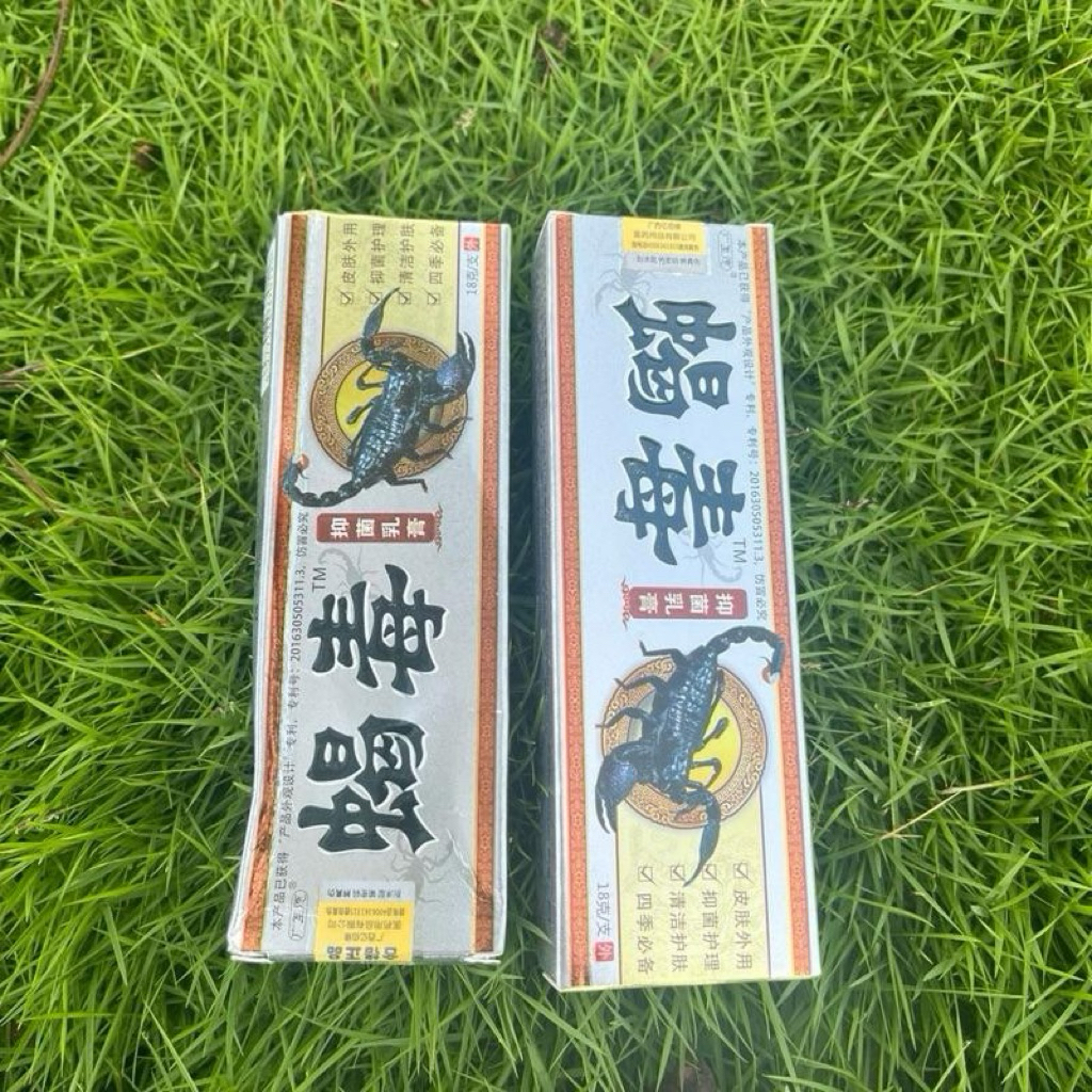 com bo 7 tip kem bọ cạp đen