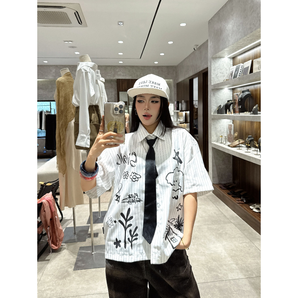 Simon'C Áo Sơ Mi Boxy Puppy - 2 Màu Vải Tuytsi Tay Lỡ Nam Nữ Local Brand Thời Trang Form Boxy. | BigBuy360 - bigbuy360.vn