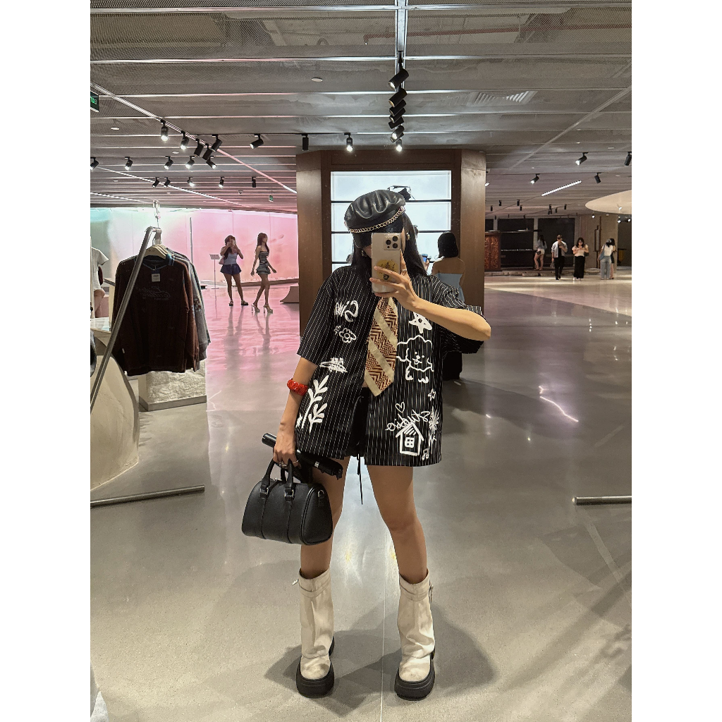 Simon'C Áo Sơ Mi Boxy Puppy - 2 Màu Vải Tuytsi Tay Lỡ Nam Nữ Local Brand Thời Trang Form Boxy. | BigBuy360 - bigbuy360.vn