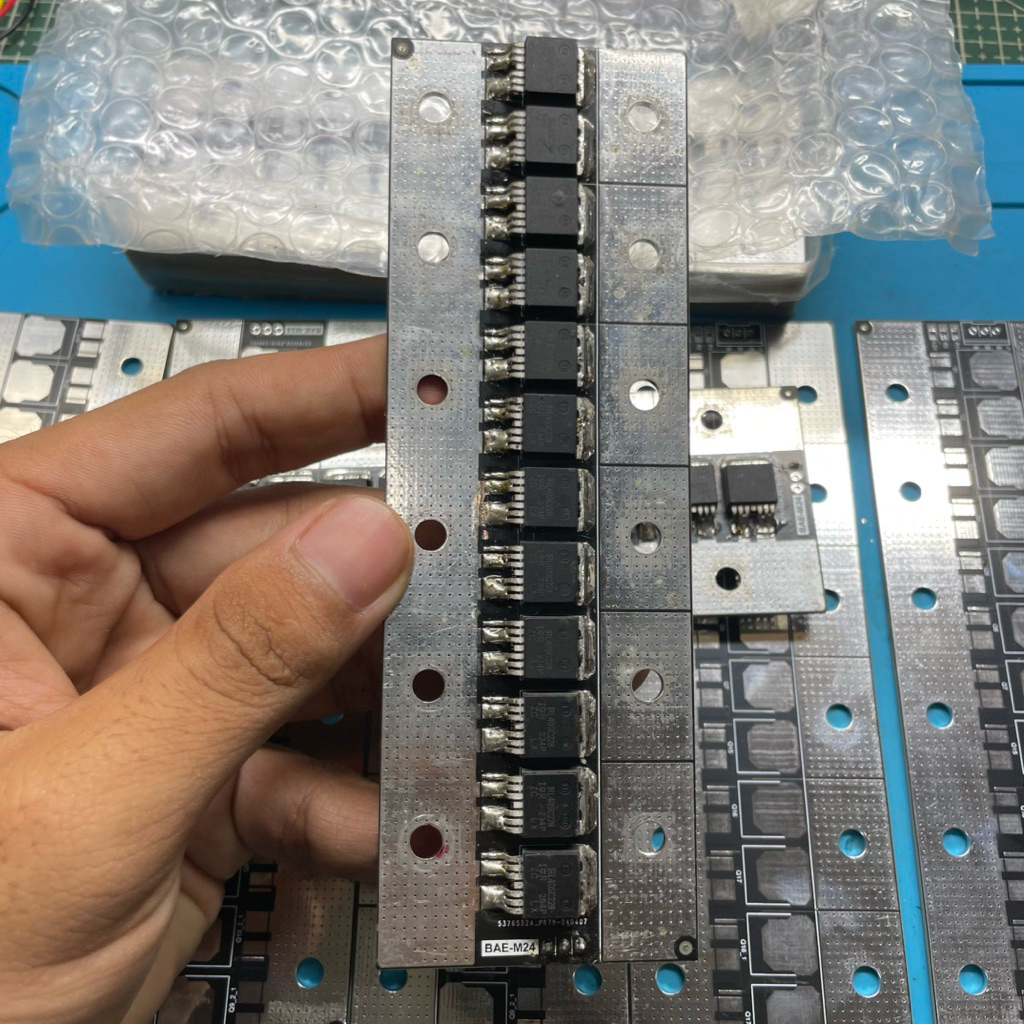 Bo mạch PCB 24 MOSFET 7 chân – bo công suất hàn cell pin siêu tụ (chưa bao gồm MOSFET)
