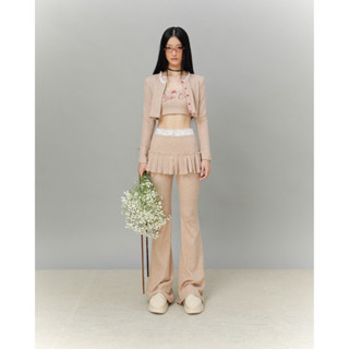  So Dópe.Club - Áo khoác áo thun hai dây phối ren và quần thun dài ống loe phối bèo nhún Peach Melor 