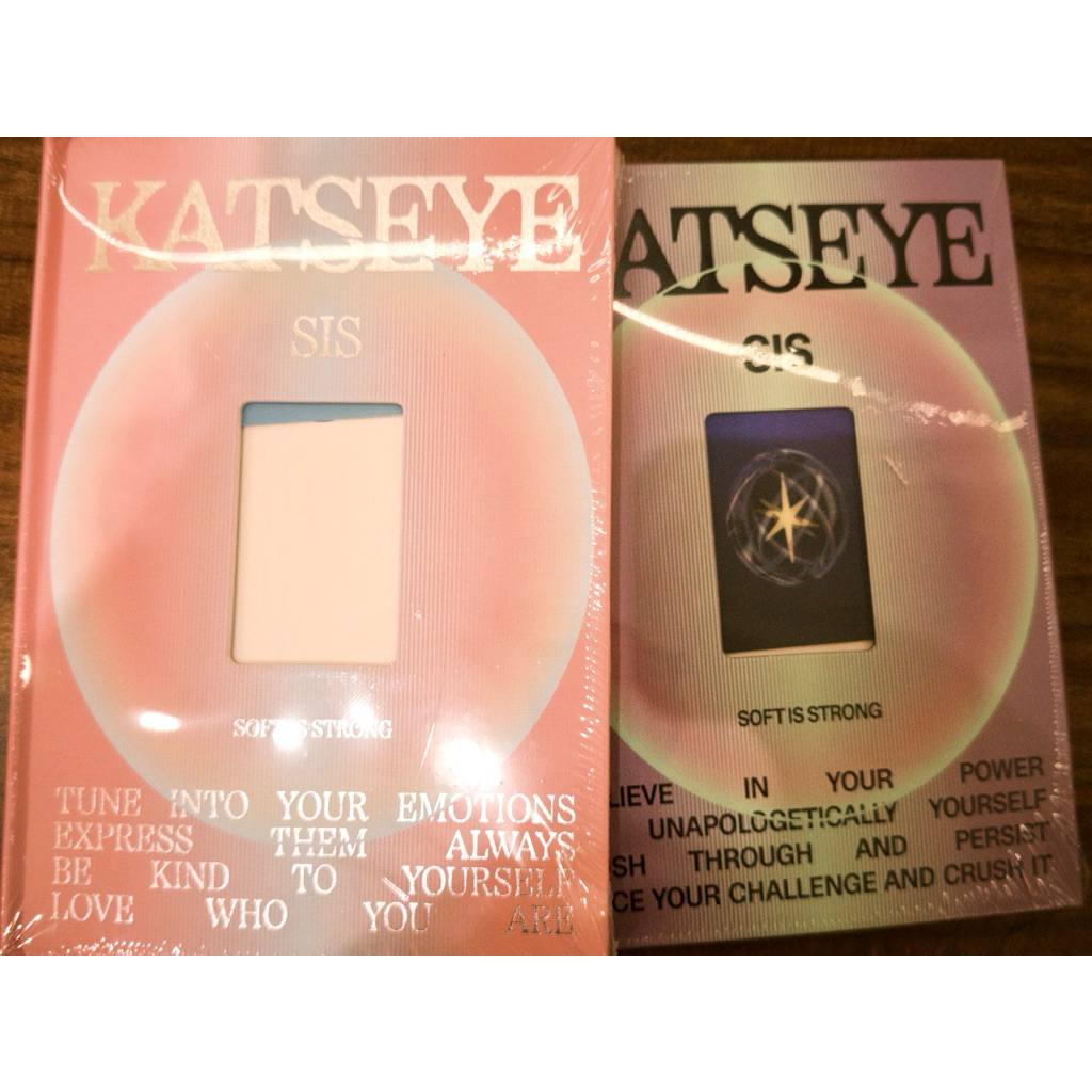 ảnh thần tượng album Katseye SIS Soft is strong nguyên đẹp dùng trang trí nhiều màu sắc