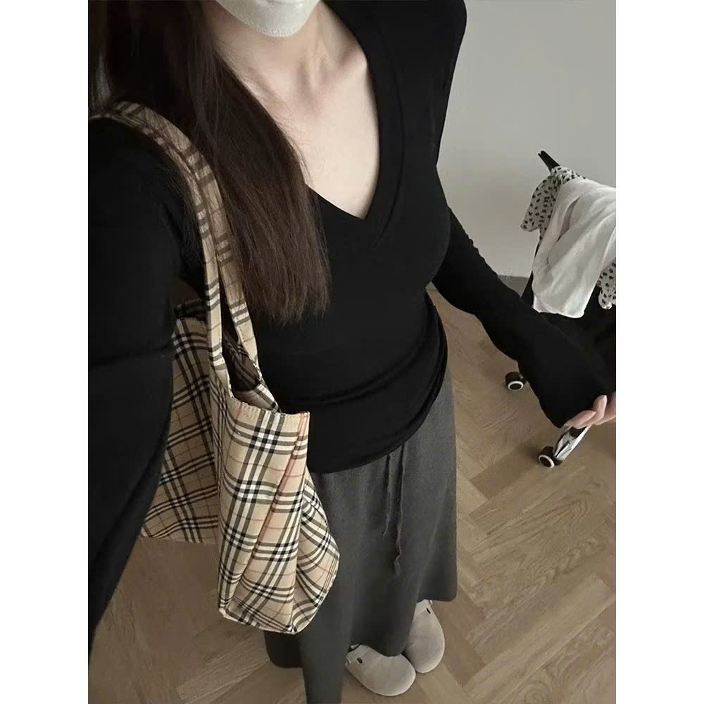 Áo thun nữ dài tay cổ Tim ôm body - Áo thun thu đông chất tăm lạnh SHEES M1022 | BigBuy360 - bigbuy360.vn