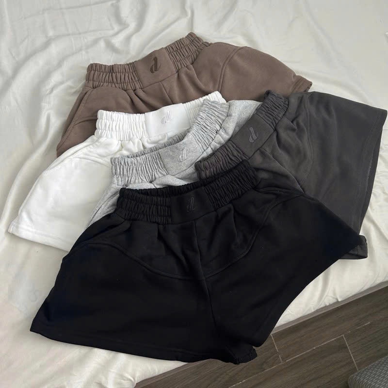 Quần Short Dáng Ống Rộng ( Cánh Bướm ) Chất Nỉ Cua Chạy Viền Trước Sau Thêu Chữ, Bo Chun Co Giãn