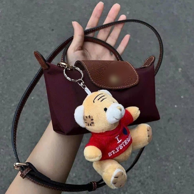 Túi nữ siêu hot size 18 kèm dây đeo chéo hàng đẹp chất vải dù dày dặn, túi hot trend 2024