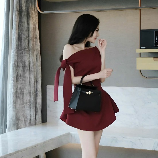 Váy Lệch Vai Thắt Nơ Màu Đỏ Đô Chất Liệu Kaki Hàn Dáng Xòe Kèm Quần Mặc Trong | BigBuy360 - bigbuy360.vn