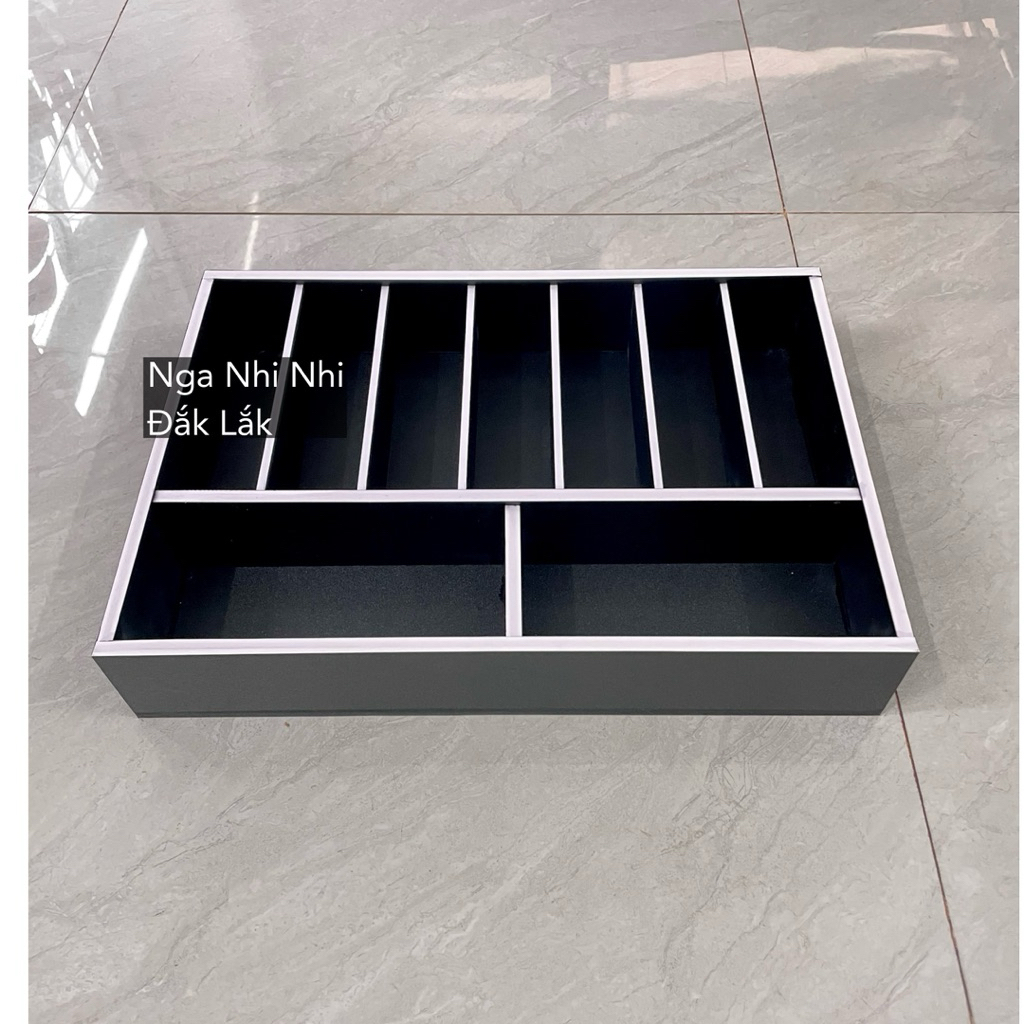 Khay đựng tiền đứng 9 ngăn 40cm x 27cm