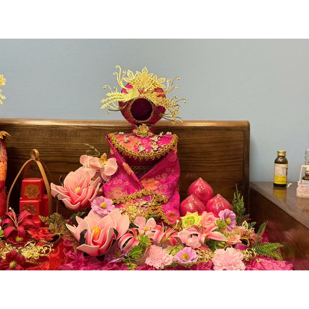 Tráp lễ mã + oản dâng cô