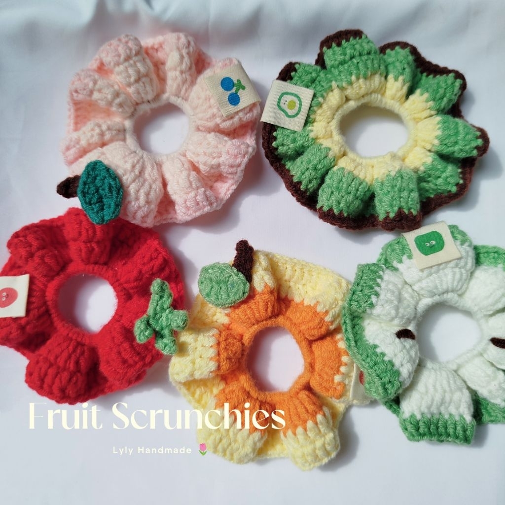 Scrunchies handmade bằng len hoạ tiết hoa quả - Lyly Handmade