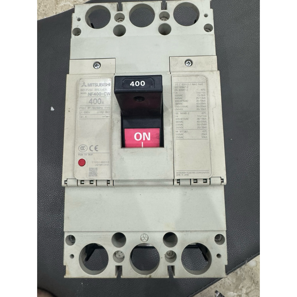 MCCB CB khối 400A Misubishi