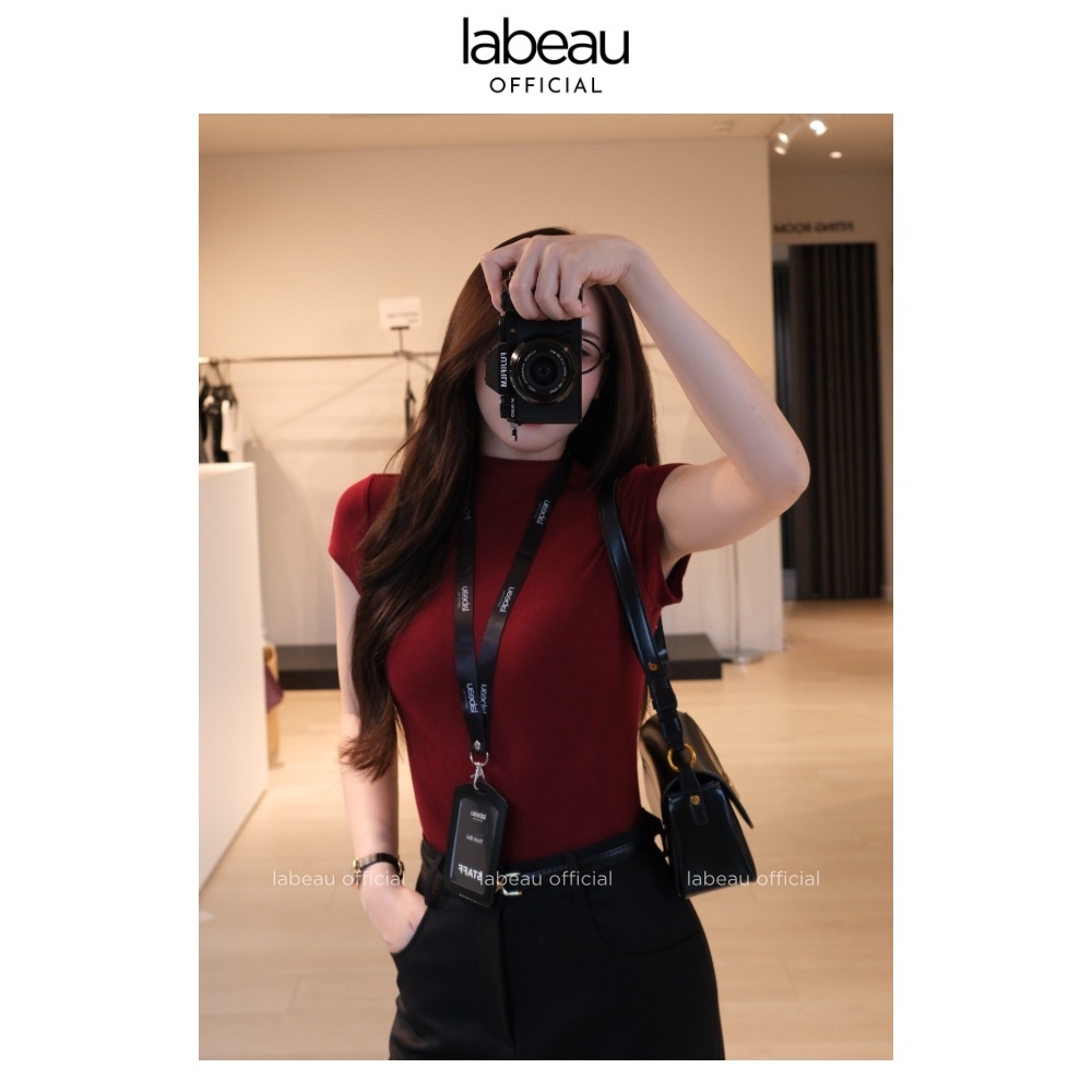 Áo Thun Tay Ngắn Cổ Cao | Labeau - Form ôm Basic, Thoáng Mát & Dễ Phối Đồ | BigBuy360 - bigbuy360.vn