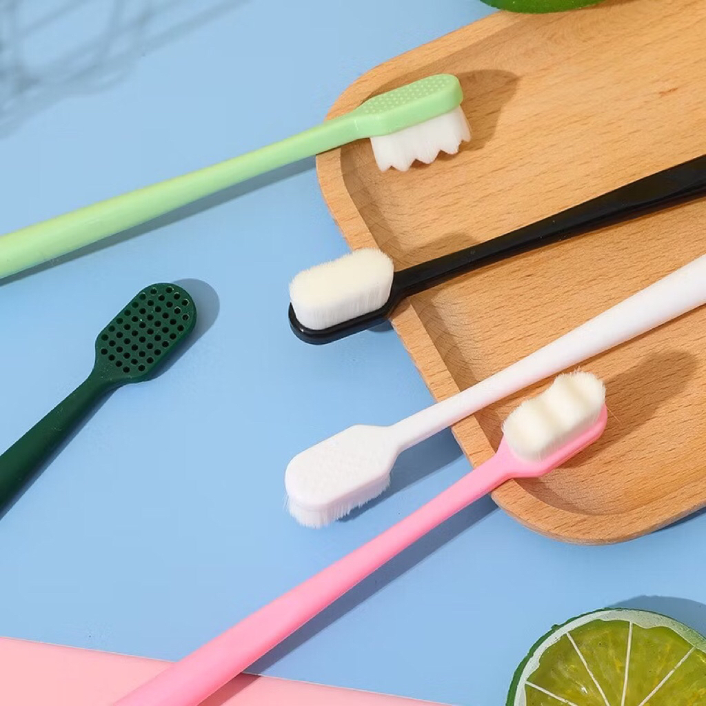 Bàn chải siêu mềm với sợi lông nano siêu nhỏ cho răng nhạy cảm