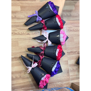 Sỉ bó hoa sáp 11 bông y hình shop chụp