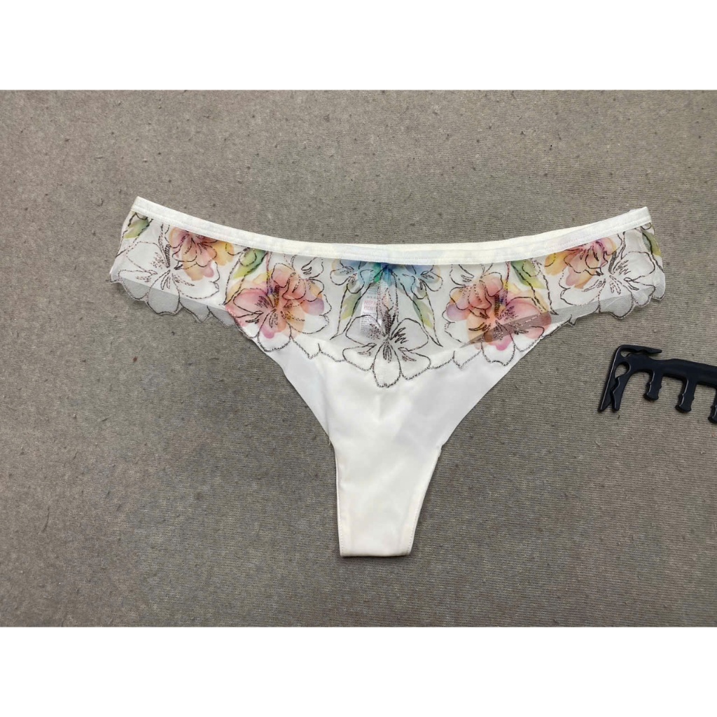 Quần lót ren nữ dáng lọt khe-bí quyết quyến rũ hàng xuất dư palmers