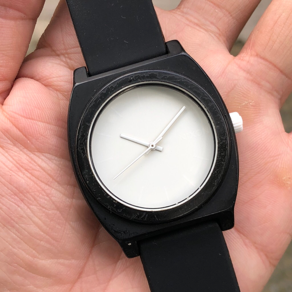 Đồng hồ Nam Nữ Nixon máy Japan classic tông trắng đen