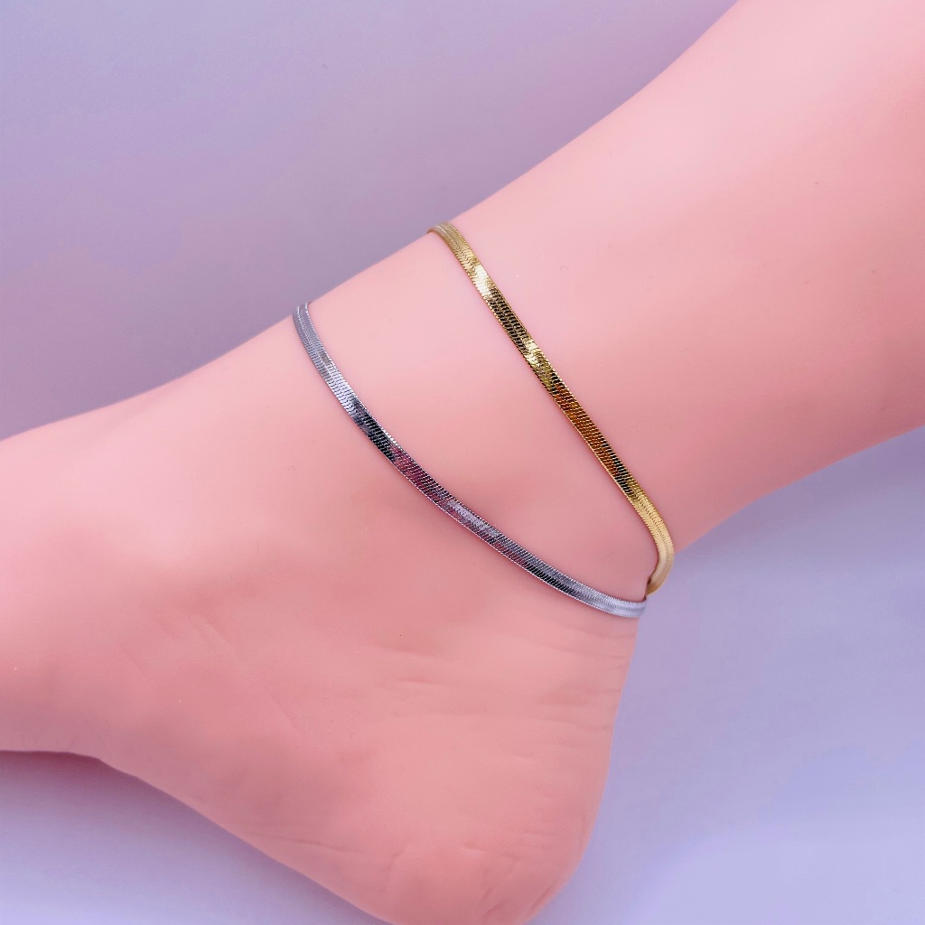 Lắc chân titan kiểu dáng lụa mỏng, Vòng đeo chân thanh mảnh chất liệu titan màu vàng hoặc trắng, trangsucmoiluatuoi.RIN