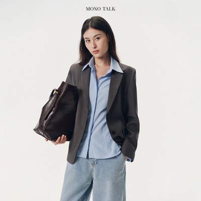 Áo khoác vest dài tay cơ bản giao một hàng khuy Mono Talk - T40002FT