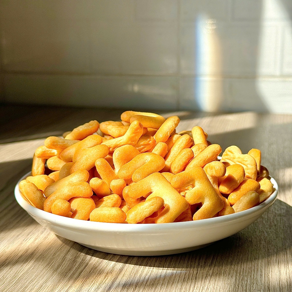 100g Bánh quy hình chữ ADFOOD – bánh giòn thơm vị bơ sữa