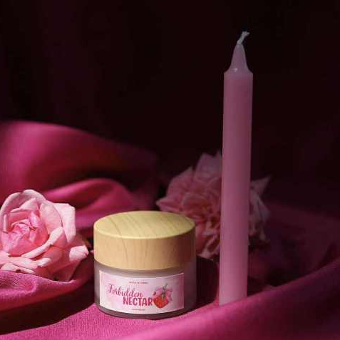 Forbidden Nectar - Tình Yêu, Sắc Đẹp , Sự Si Mê Yêu Chiều Không Thể Giấu