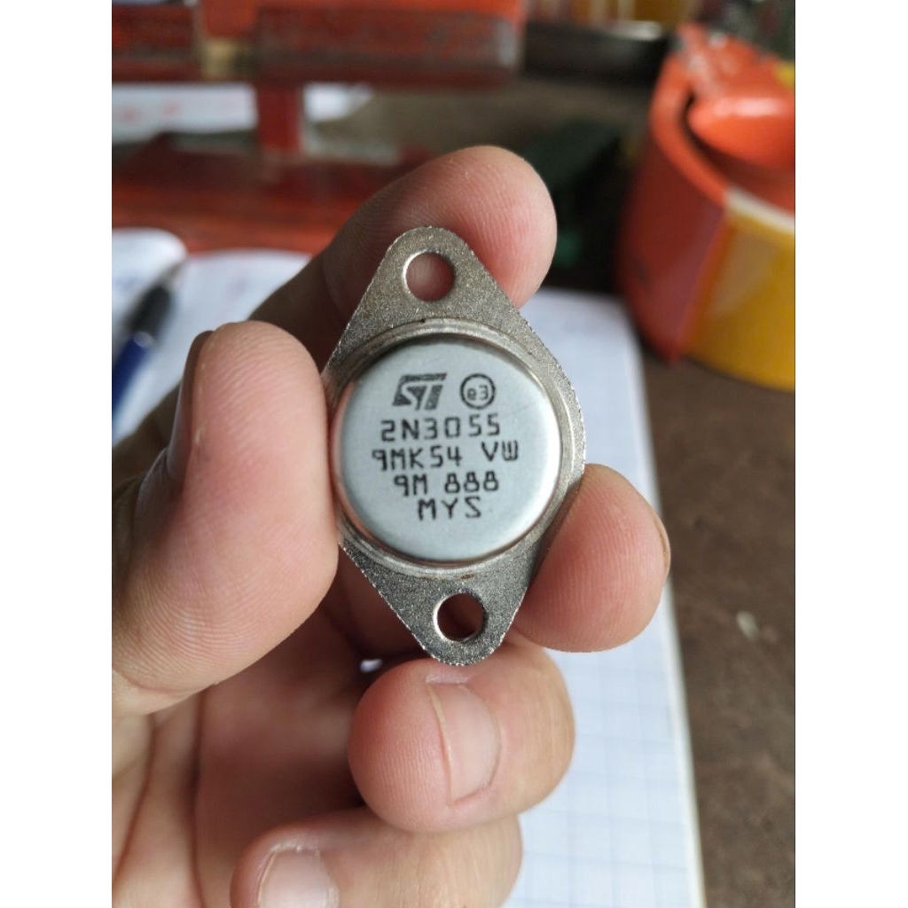 com bo 2 con sò sắt, transistor  ngược 2N 3055 hàng mới ..