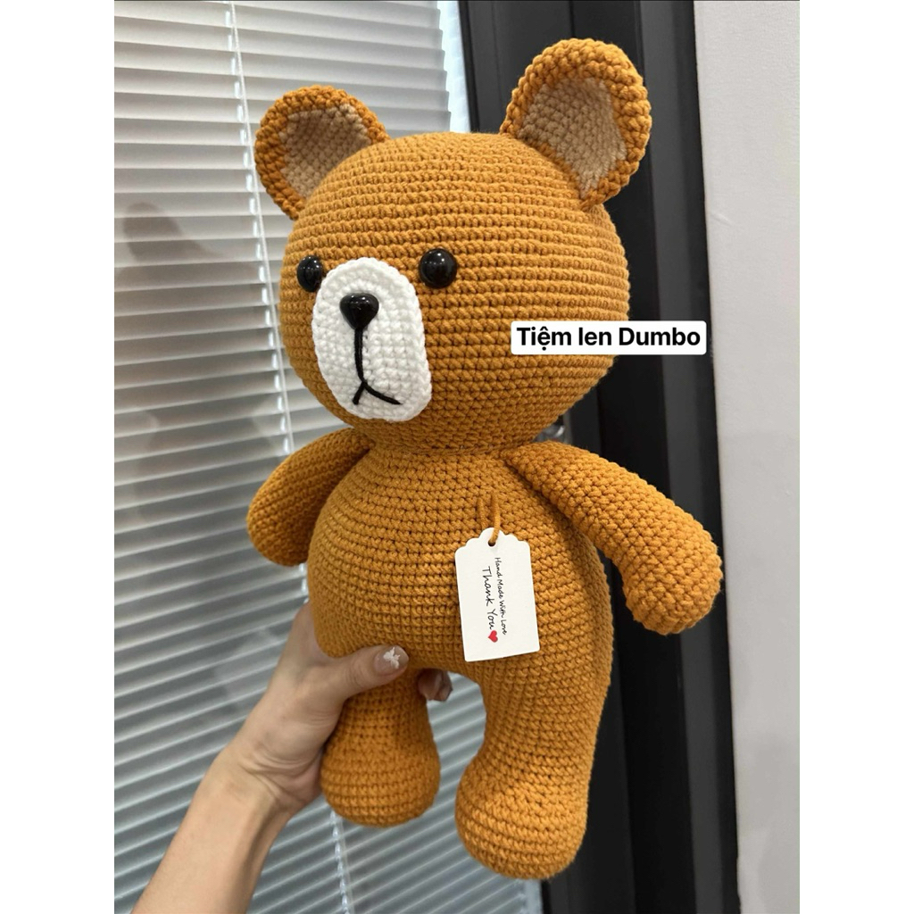 Gấu nâu và Thỏ trắng móc len Handmade (len125g)