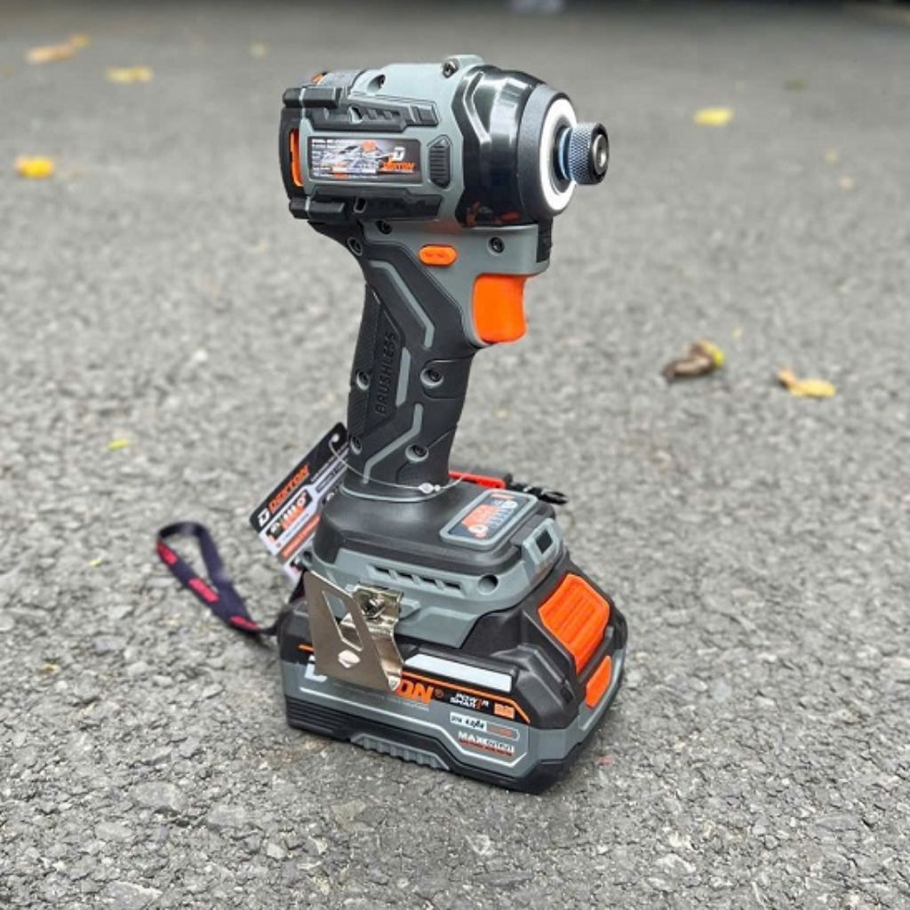 Máy chuyên vít dekton M21-CV250Pro ( Chưa pin và sạc) 
