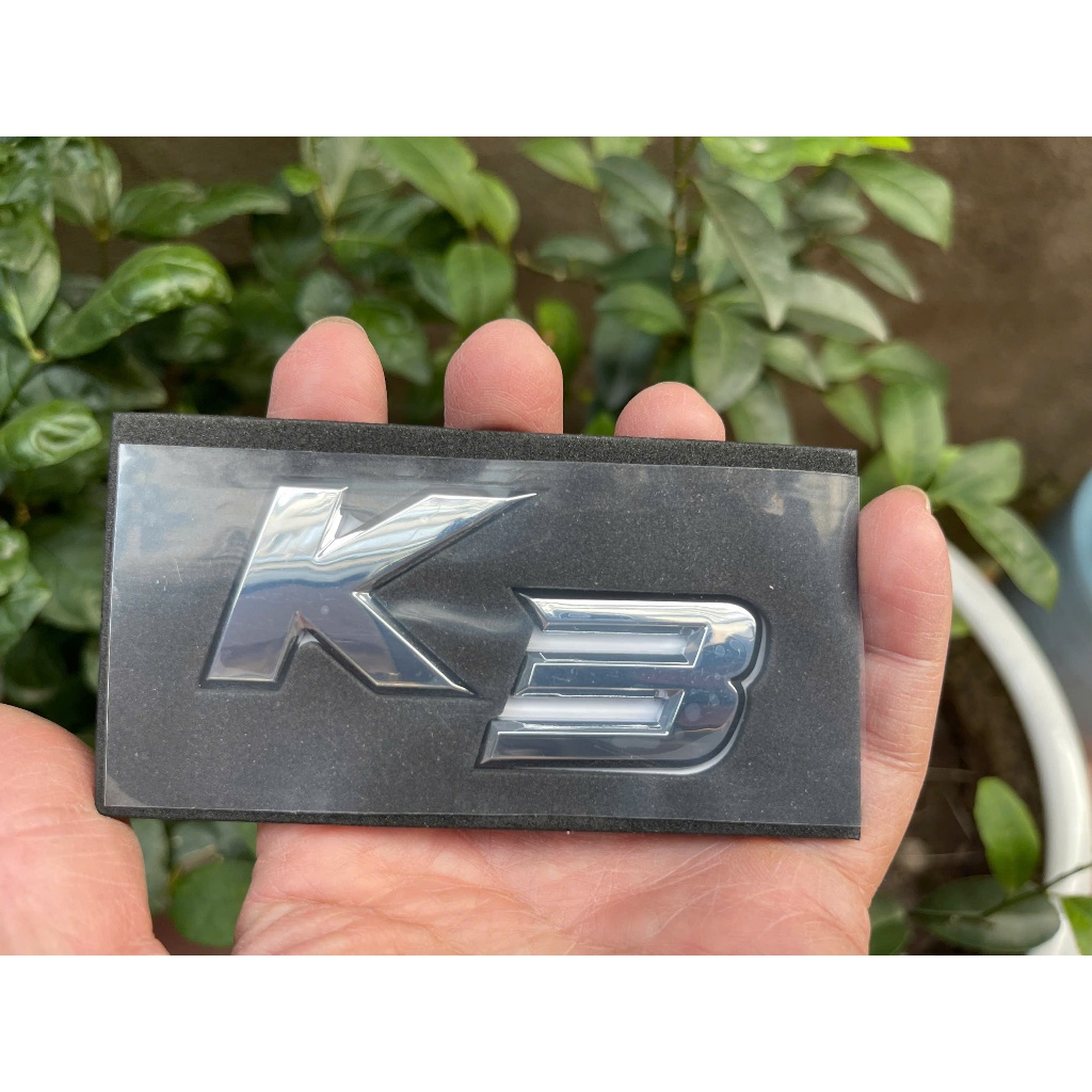 Logo chữ nổi K3 mạ crome cao cấp sáng bóng dán phía sau xe KIA K3