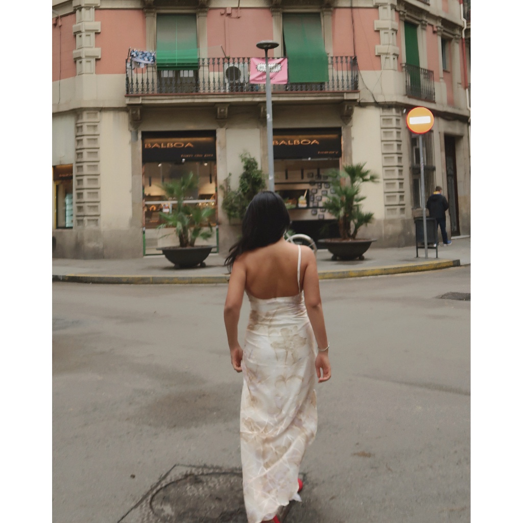 Đầm lệch vai vạt chéo Faye