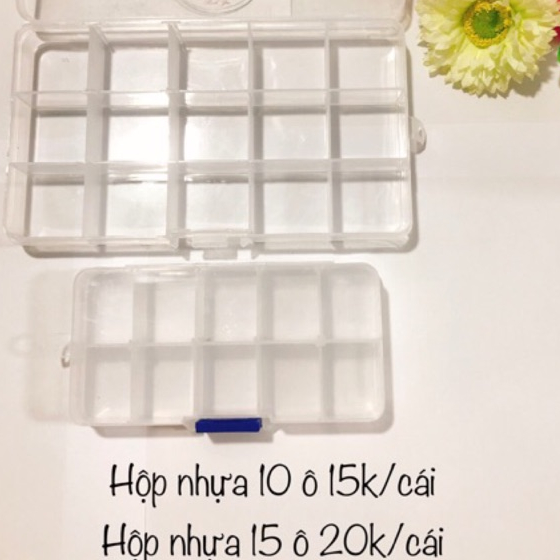 Hộp nhựa chia ô