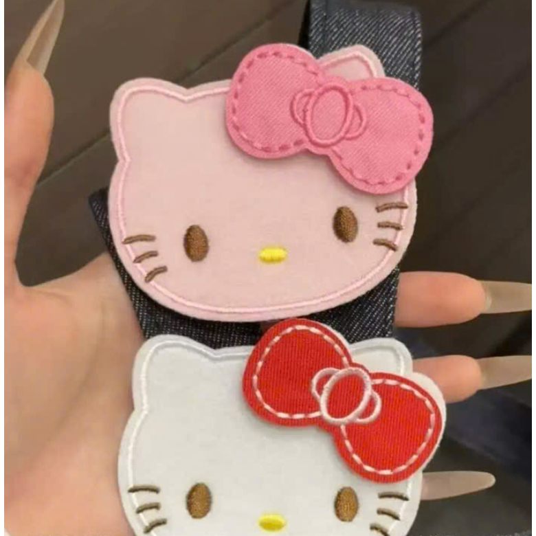 MIẾNG DÁN MÁI KITTY NƠ TRẮNG HỒNG