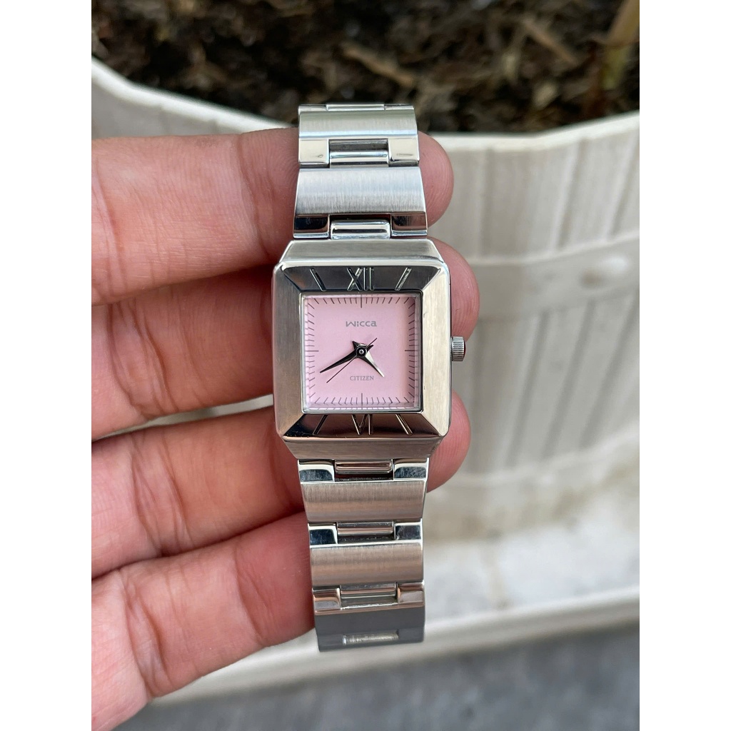 Đồng hồ nữ Citizen Wicca mặt hồng cánh sen hàng si Nhật chạy pin