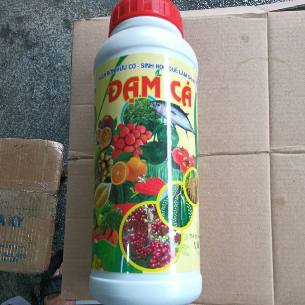 phân pón hữu cơ sinh học đạm cá chai (1lít) chai pha -200-300 lít nước tưới hoặc phun