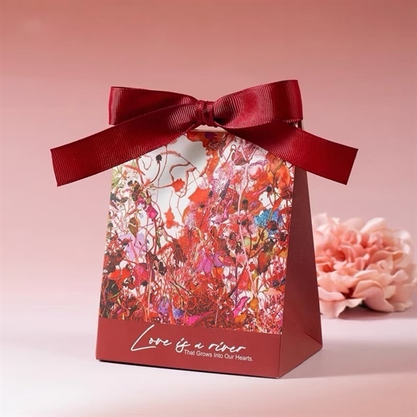 Túi Giấy Tặng Quà Tam Giác Đứng Love If A River (13.5x10x6.5cm) Không Móc