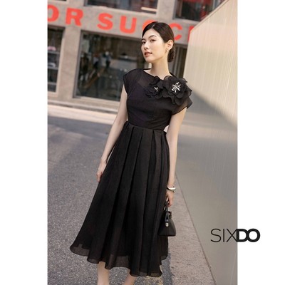 Đầm tơ organza dáng xòe hoa 3D SIXDO (Black 3D Flower Organza Flared Dress)