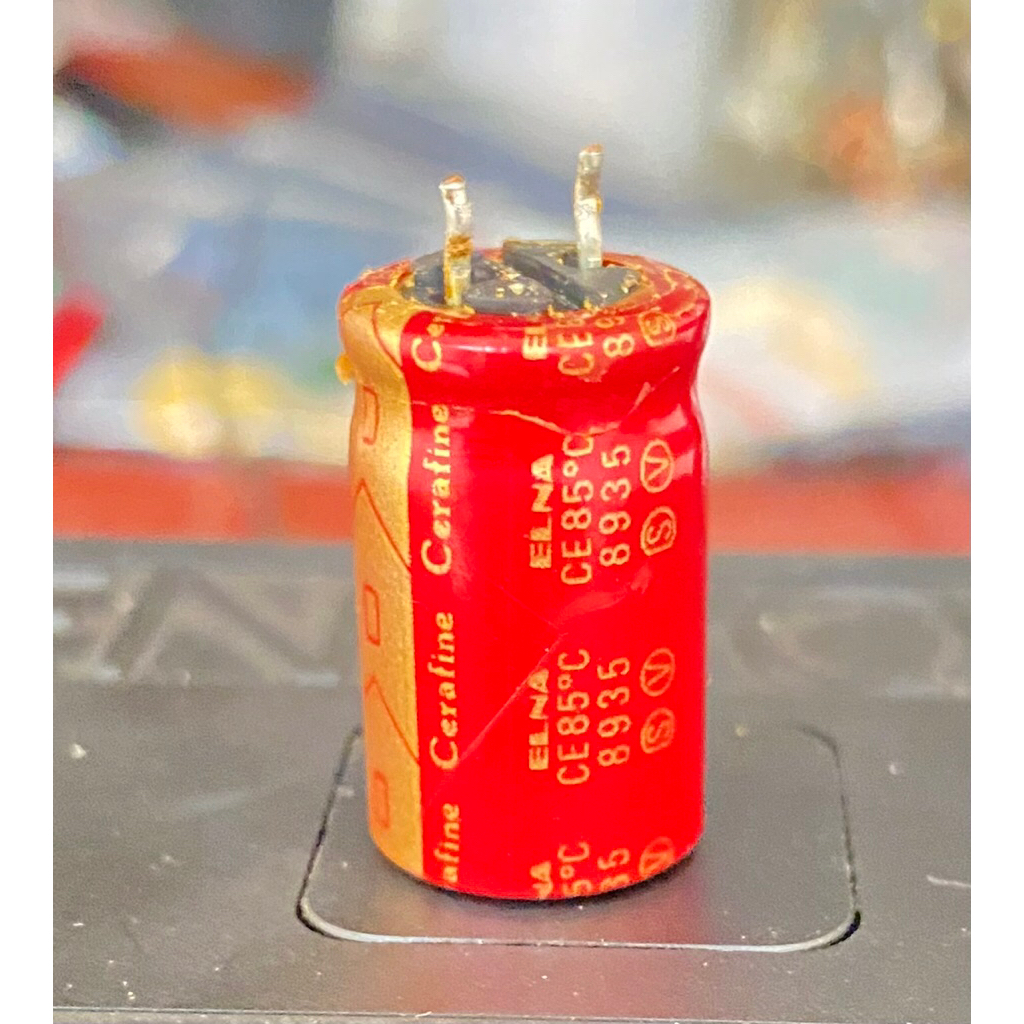 Tụ 330uf/25v ELNA Cerafine đỏ tháo máy 