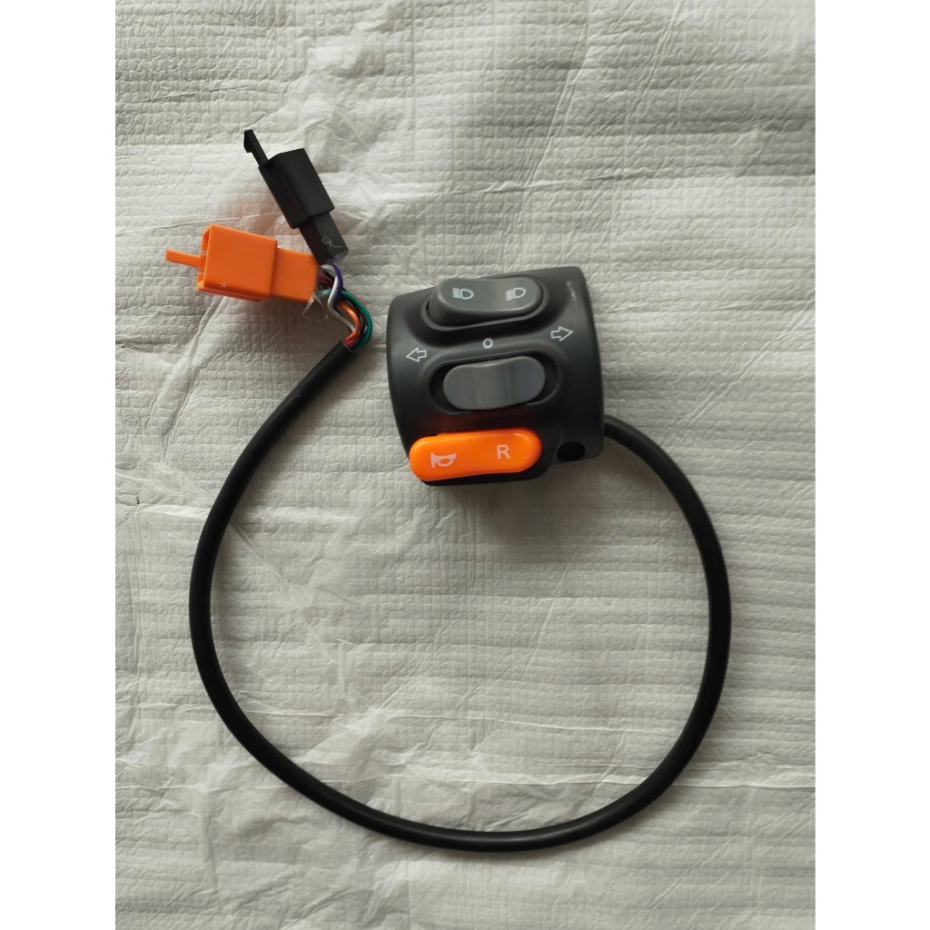 Cùm nút trái và phải xe điện K1 hãng Dua Dua