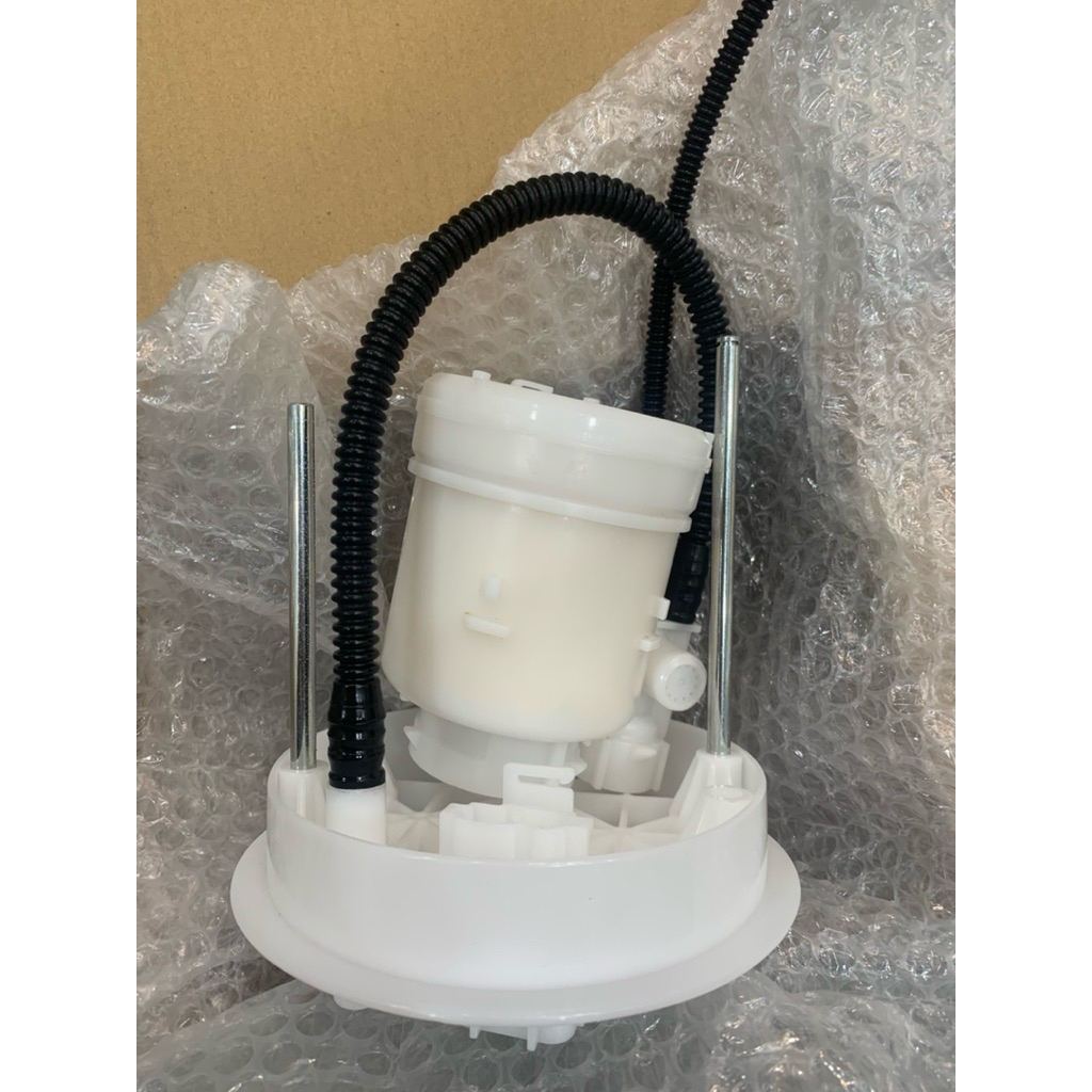 bình lọc xăng mazda M3,M6,Cx5( PE1113ZE0 )