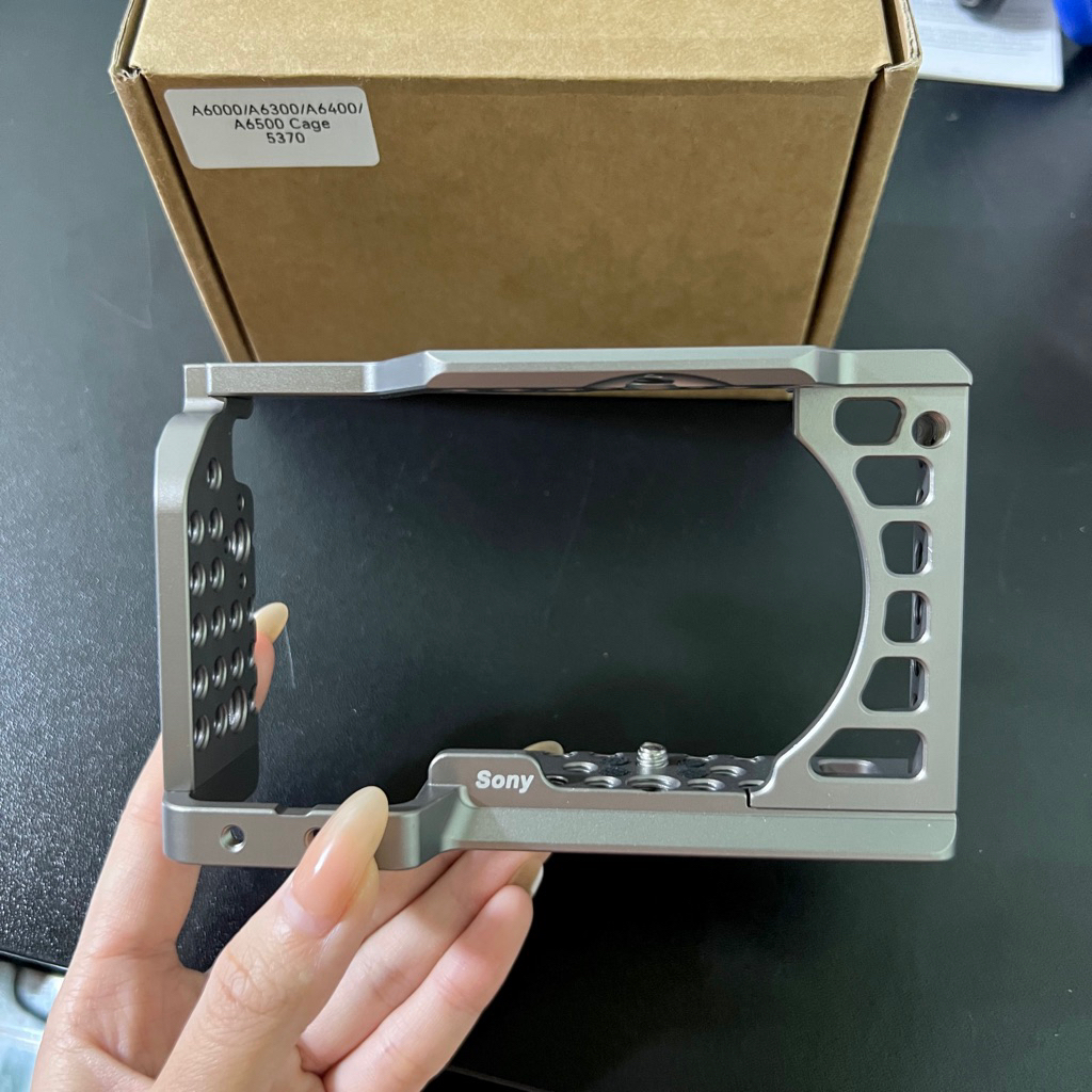 Khung bảo vệ máy ảnh Titan - Rig Cage Sony A6000,A6100,A6300,A6400,A6500