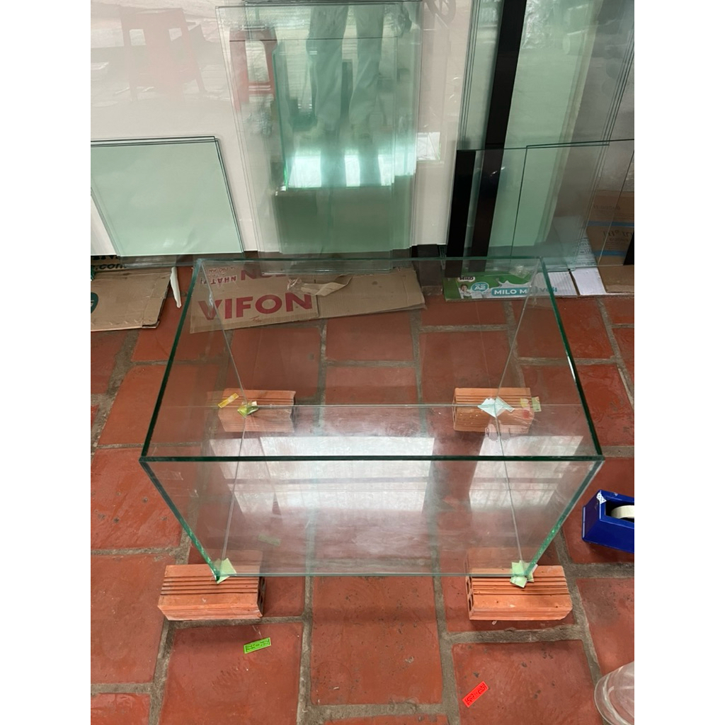 Hồ Kính dài 60cm rộng 40cm cao 40 hồ trơn kính 8li chỉ ship miền nam miền trung