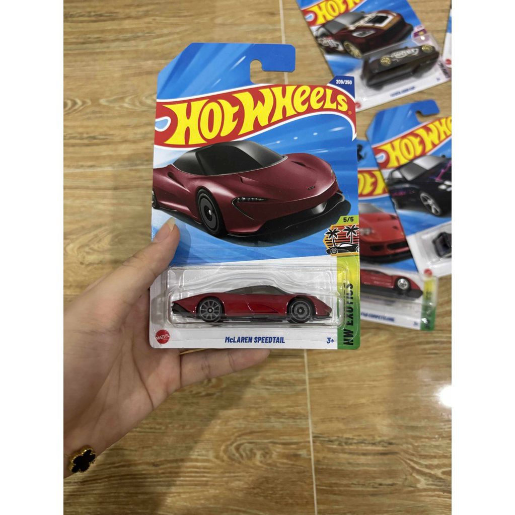 mô hình xe McLAREN SPEEDTAIL