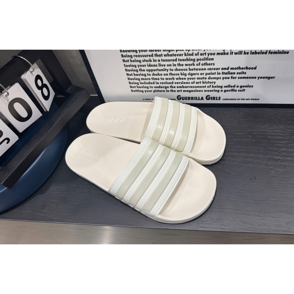 [ CHÍNH HÃNG ] Dép Đi Bơi Unisex trắng IG8776