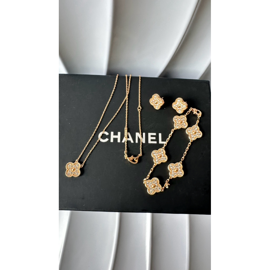 Set trang sức Van 3 món. Mạ vàng au750