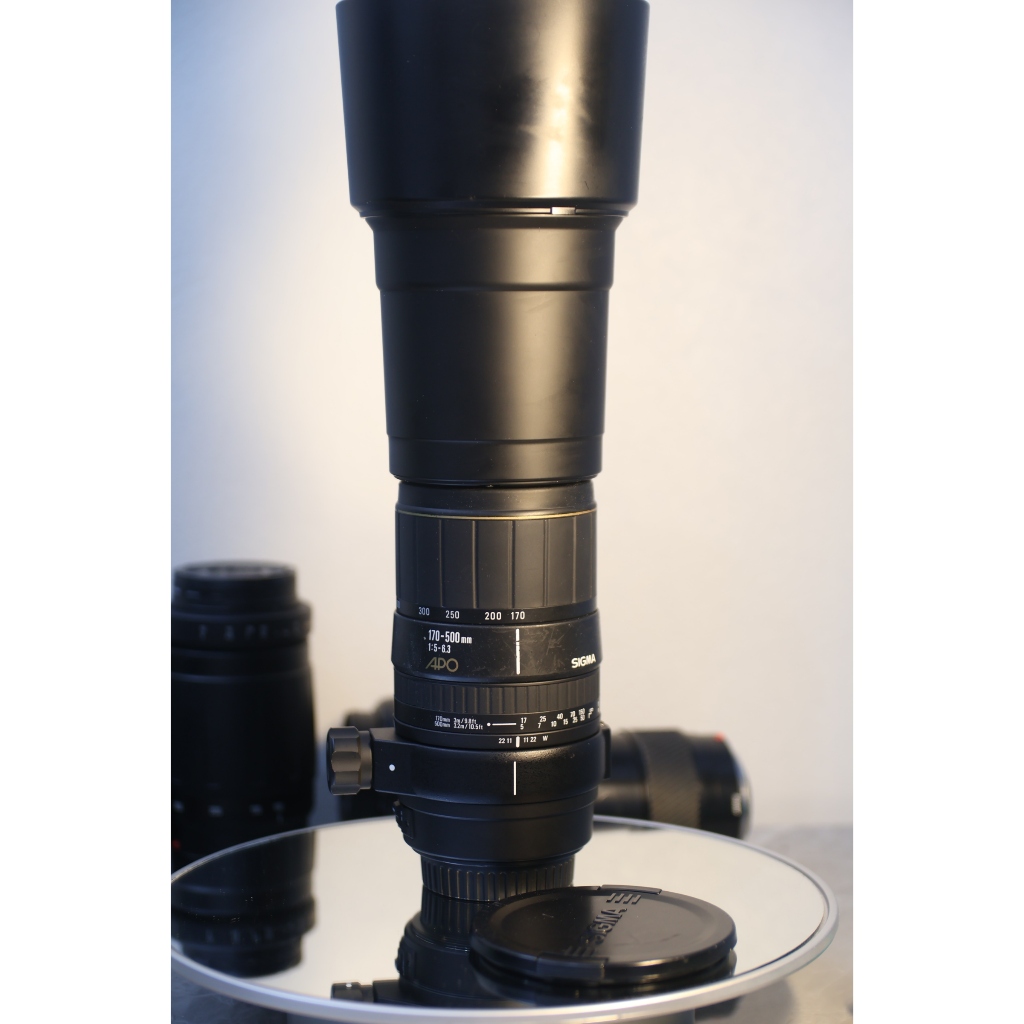 Ống kính Sigma 170-500mm Canon ef (bạn sẽ luôn chụp với khẩu độ mở tối đa, ví dụ f4.5)  -  full box hood cap filter )